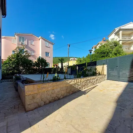 Lillas Apartment Selce