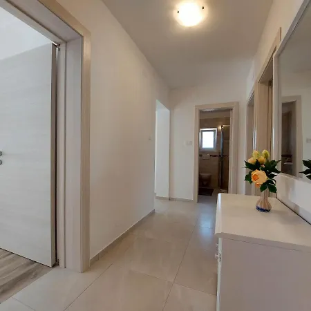 Apartment Lillas Selce