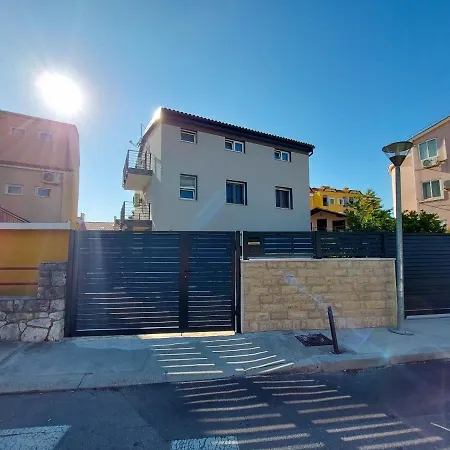 Lillas Apartment Selce