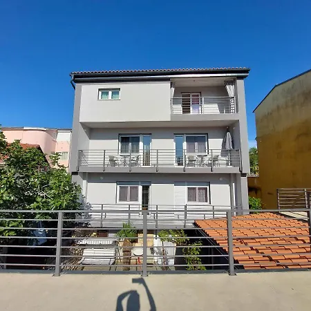 Apartment Lillas Selce