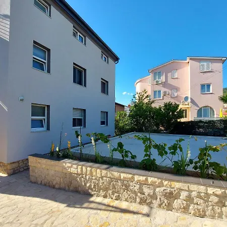 Lillas Apartment